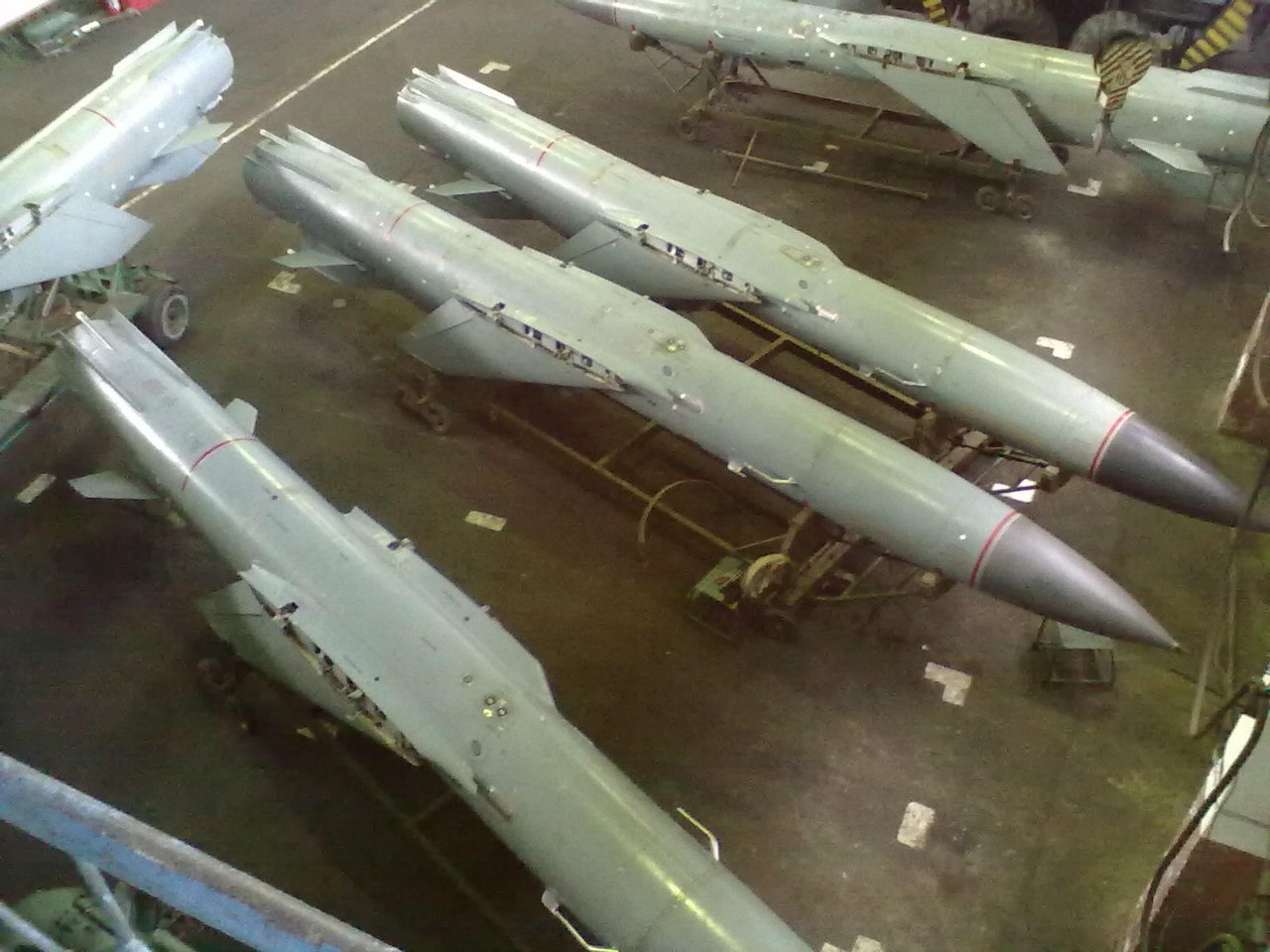 Б 35 57. ПКР П-500 "базальт. П-500 базальт п-1000 вулкан. П-500 противокорабельная ракета. П-500 «базальт» – противокорабельная ракета.